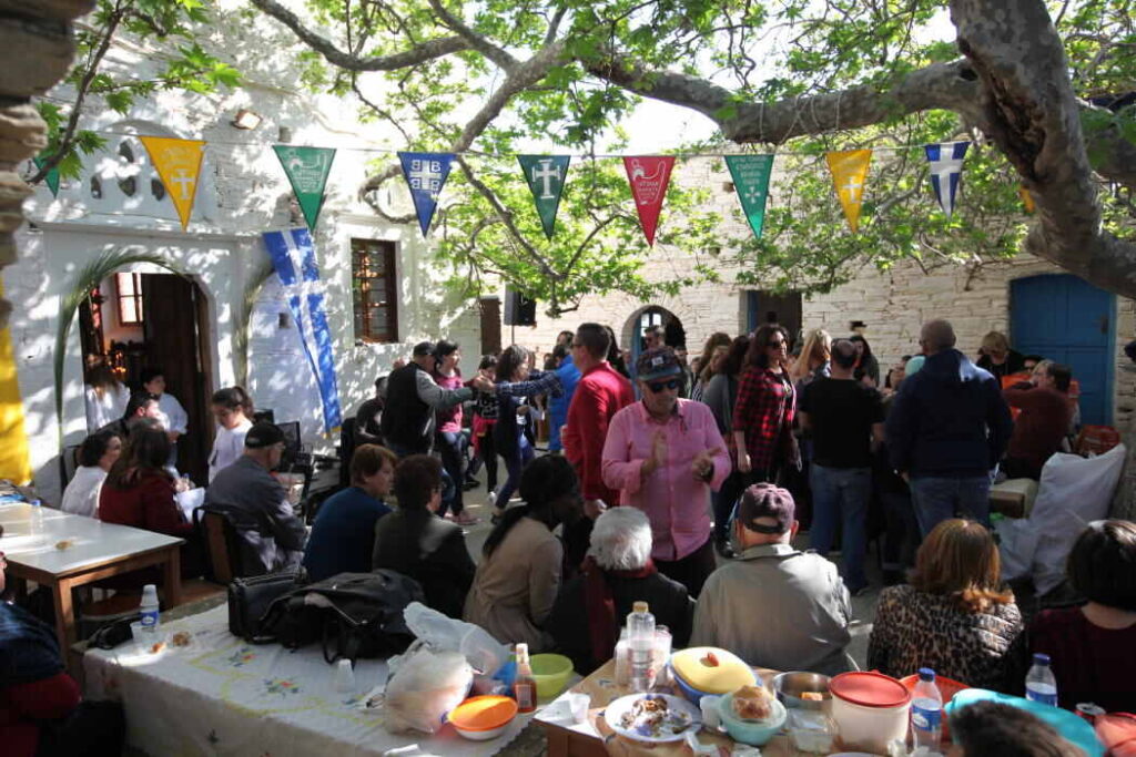 The Festival of Panagia Tromarchiani, Andros - Gastronomy Tours Πανηγύρι Παναγίας Τρομαρχιανής Δευτέρα του Πάσχα 9 Απριλίου 2018 vanglouk photo andros androsfilm.gr 19 1 - Gastronomy Tours